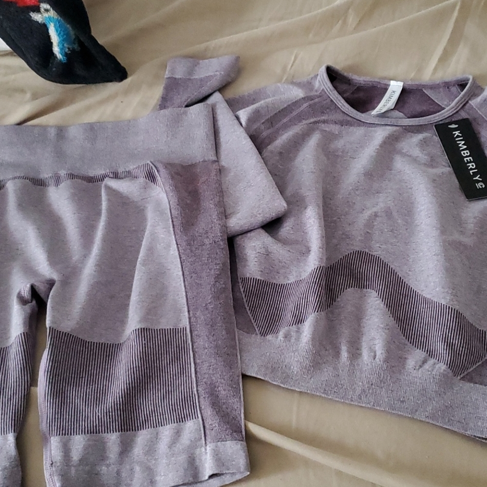 long sleeve workout short set